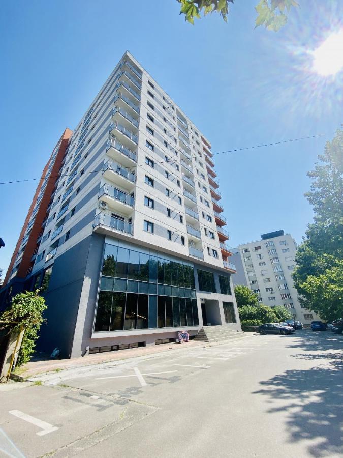 New City Studios With Balcony Bukares Bagian luar foto